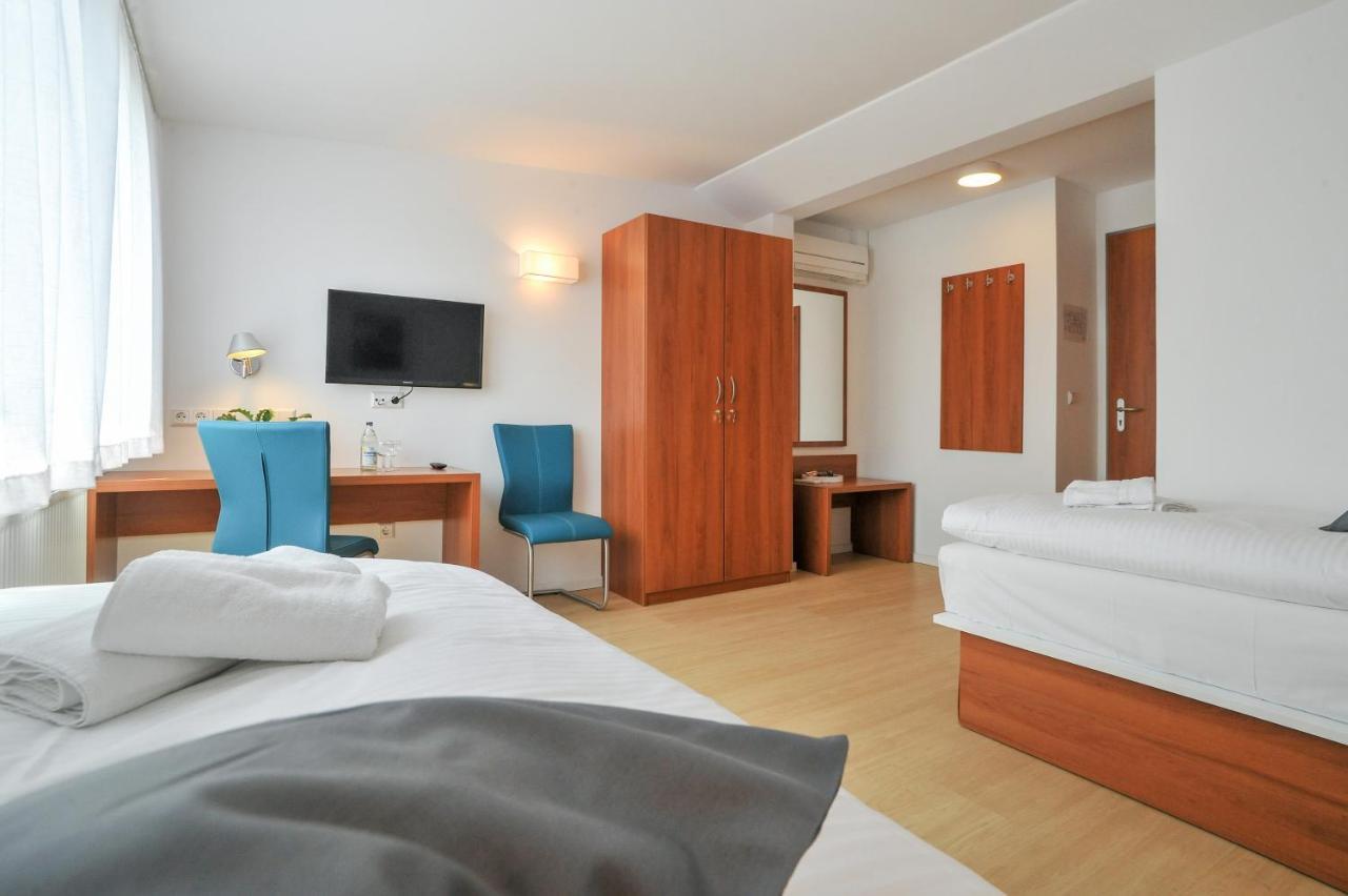 Gaestehaus Abz Stuttgart Zewnętrze zdjęcie